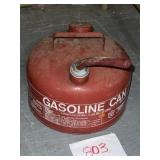 John Deere 2 1/4 gallon metal gasoline can