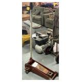 Hydraulic floor jack