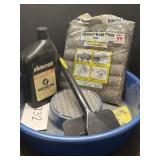 Mixed lot; utility pan and more