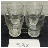 Set of 4 glass cups