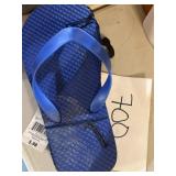 Childï¿½s 13/1 flip flops