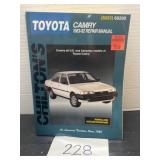 chiltons Toyota Camry 83-92 repair manual