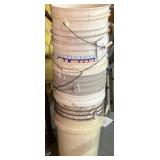 7+ buckets without lids