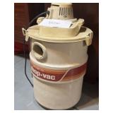 Vintage wet / dry shop vac