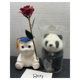 Mixed lot; head bear; panda & rose