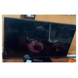 40' Vizio TV w/ Remote; Tested - Works