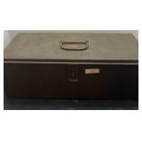 Vintage Metal Locking Tool Box - No Lock