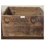 Cliquot Club Beverages Crate; 19*13*11