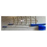 Mixed Lot; Hook Rack & Cleaning Tools