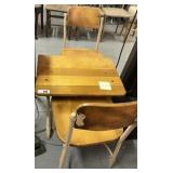 Small Vintage Table w/ 2 Chairs 23*17*20