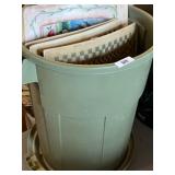 Plastic Garbage Can / Mixed Rugs