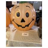 Jack-oï¿½-lantern blown mold plug in