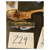 Utility knife with utensils and scab