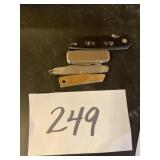 Assorted knives