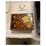 Wood inlay jewelry box