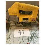 Dewalt saw