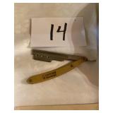 Guaring razor