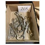 Assorted wrenches lot