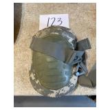 Heavy duty kneepads