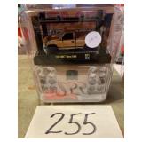 M2 Machines 1/64 scale GMC Sierra pick up kit