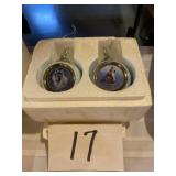 Bradford exchange, Wolf ornaments glass vintage