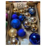 Christmas tree, ornaments glass