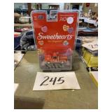 M2 Machines 1/64 Scale dodge pick up sweethearts