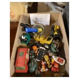 Sort of toys, some diecast