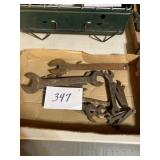 Assorted wrenches