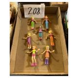 Assorted Polly pocket dolls