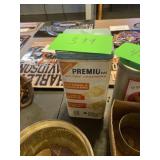 Premium saltine tin