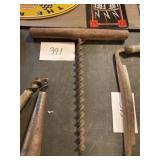 Antique auger