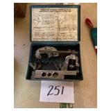 Imperial wide range flaring tool with slip on yolk