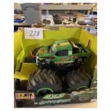Snake bite monster truck no battery or remote
