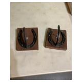 Horse shoe wall hooks
