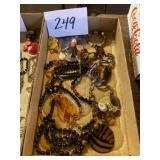 Miscellaneous jewelry