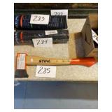 New Stijl splitting hatchet