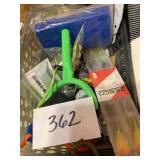 Fishing tackle items lot