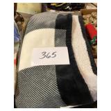 Throw blanket fleece lined