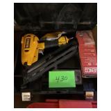 Dewalt pneumatic air nail gun