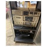 Sansui stereo system with rack and speakers