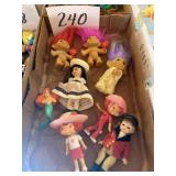 Assorted dolls