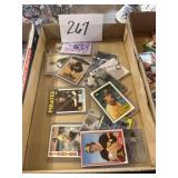 Assorted baseball cards