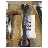 Black and decker multi head socket wrench