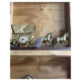 Horse run carriage, Electric clock