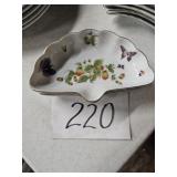 Early Ardaly Fan Dishes (3)