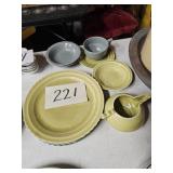 Vintage Rancho Dinnerware by  French Saxon 10