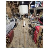 Tripod Lamp w/Remote & Foot On/Off