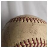 Yankees signed baseball Mickey Mantle, Maris +