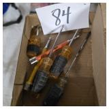 Box lot of screwdrivers